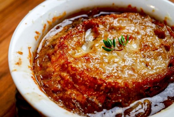 法式洋蔥湯：終極食譜、關鍵要素排行榜與台灣家常變奏技巧 post thumbnail image