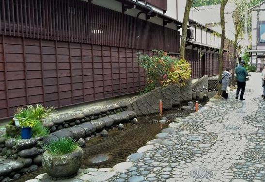 新竹泡湯：尖石、朝日、石上湯屋渡假村與行前懶人包Q&A攻略 post thumbnail image