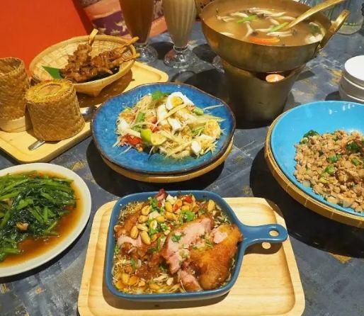 文心秀泰b1餐廳