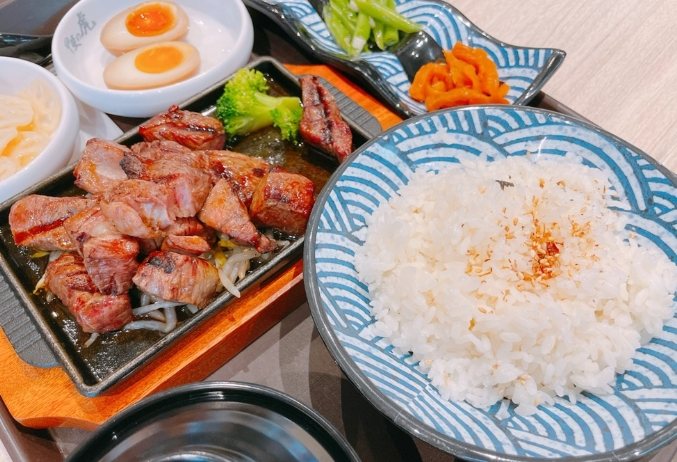 台中文心秀泰餐廳