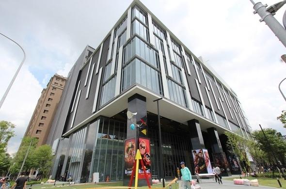 秀泰文心購物中心 秀泰文心購物中心