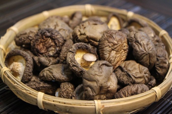 乾香菇怎麼煮？從泡發到料理的完整指南與秘訣 post thumbnail image